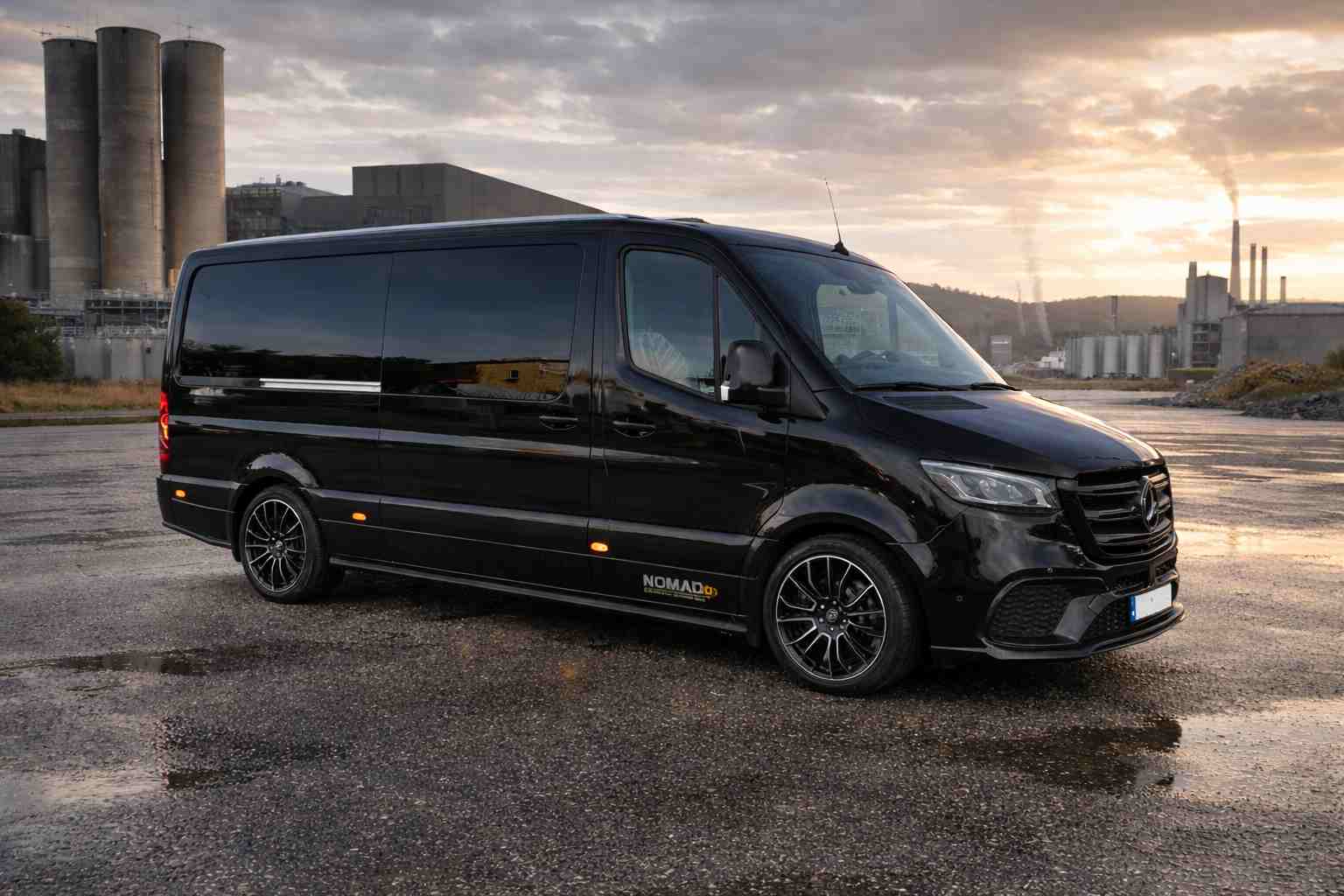 Nomado mixto crossbuss, tar dig fram med svenskt B-körkort Billen är en del av MT Autohaus