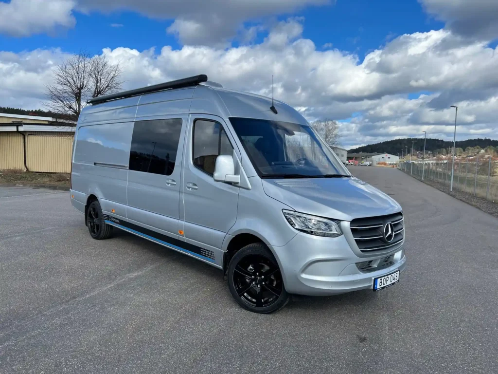 Mercedes-Benz Sprinter 317 CDI Crossbuss Fabriksny, MT Autohaus och Nomado Vans